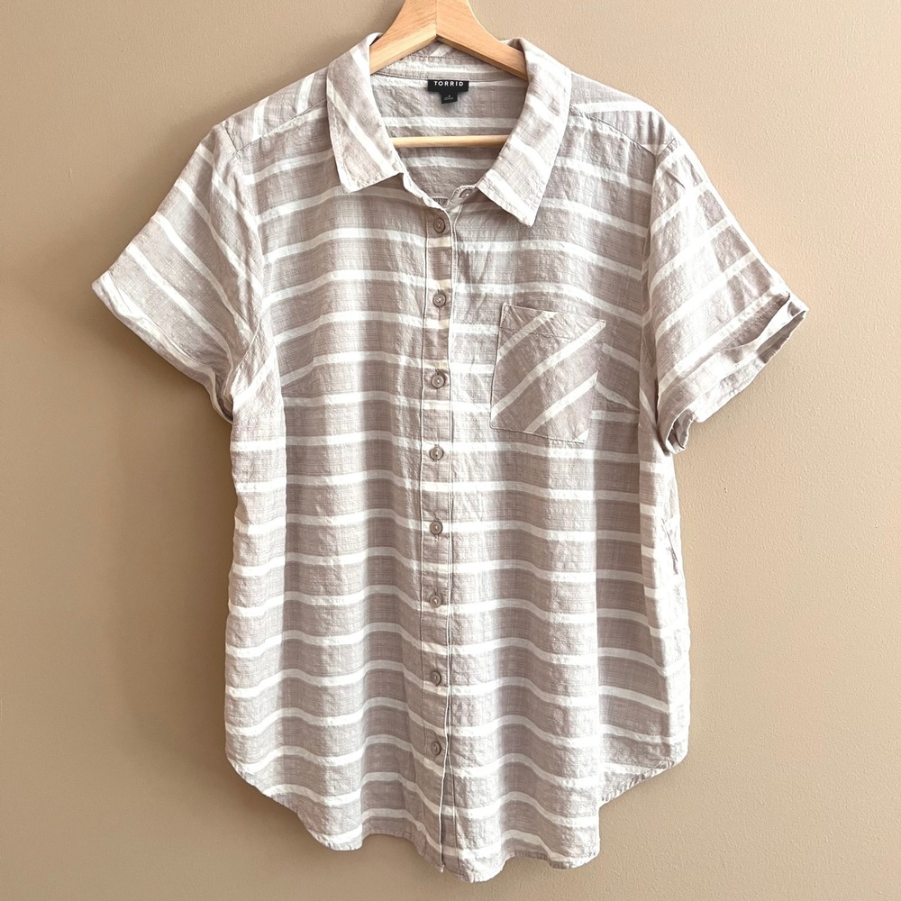 Torrid Size 1 Striped Short Sleeve Button Down Shirt Boxy Loose Cotton